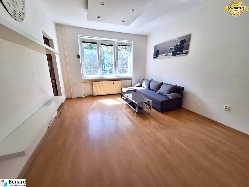 NA PRENÁJOM 1 IZBOVÝ TEHLOVÝ BYT, 34 M2, PREŠOV, KOŠICE - ŠACA