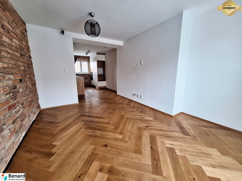 PRENAJATÉ NA PRENÁJOM 2 IZBOVÝ BYT S BALKÓNOM, PREŠOV, UL. FR. KRÁĽA