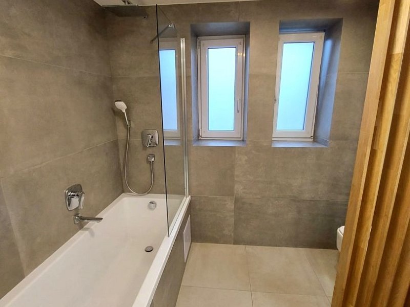 NA PRENÁJOM 2 IZBOVÝ BYT S BALKÓNOM, PREŠOV, UL. FR. KRÁĽA