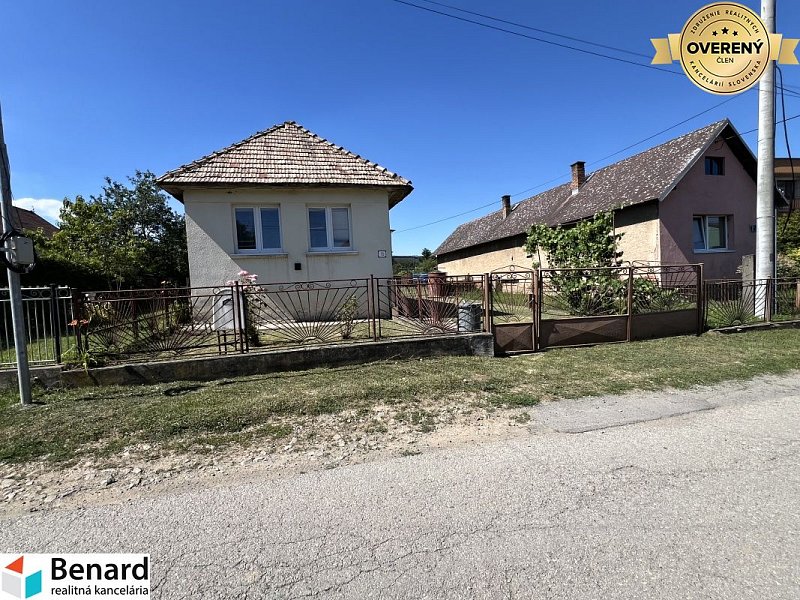 POZEMOK SO STARŠÍM RD, DRIENOV, UL. TEHELNÁ, 981 M2,