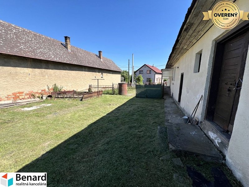 POZEMOK SO STARŠÍM RD, DRIENOV, UL. TEHELNÁ, 981 M2,