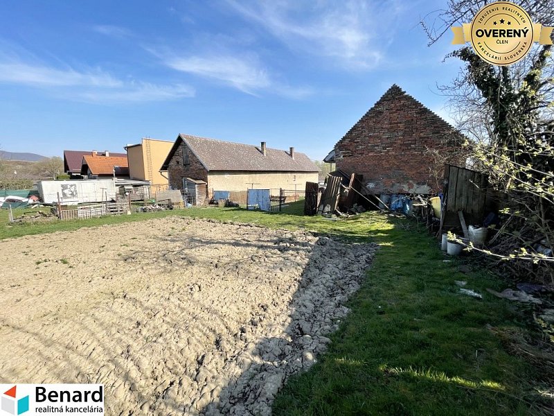 POZEMOK ZO STARŠÍM RD, DRIENOV, UL. TEHELNÁ, POZEMOK 900M2