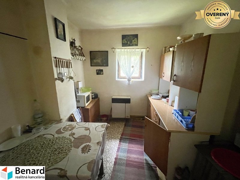 POZEMOK SO STARŠÍM RD, DRIENOV, UL. TEHELNÁ, 981 M2,