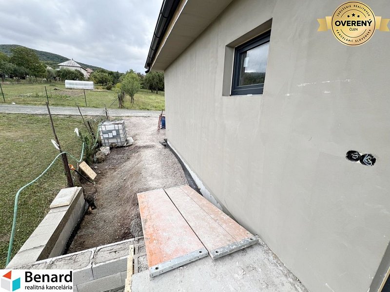 RD-DOKONČENÁ NOVOSTAVBA, OKRUŽNÁ PRI PREŠOVE,POZEMOK 620 m2,
