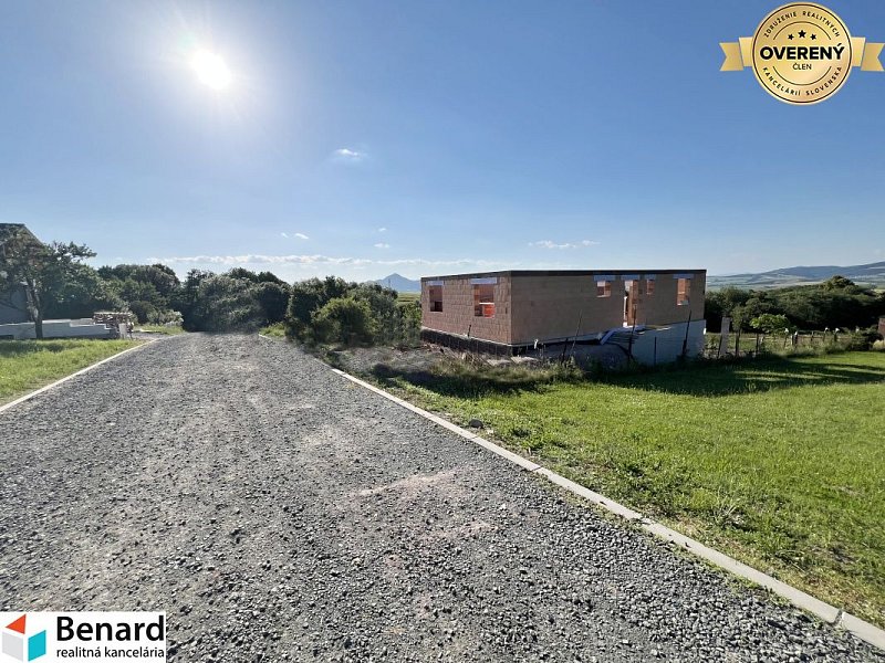 RODINNÝ DOM-NOVOSTAVBA, OKRUŽNÁ PRI PREŠOVE,POZEMOK  620 m2,HOLODOM