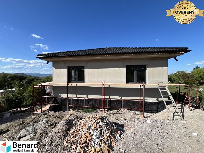 RD-DOKONČENÁ NOVOSTAVBA, OKRUŽNÁ PRI PREŠOVE,POZEMOK 620 m2,