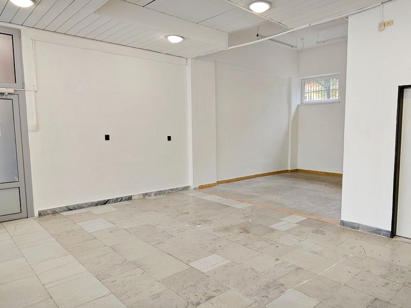 OBCHODNÝ PRIESTOR NA PRENÁJOM, 80 M2 - SABINOVSKÁ UL., PREŠOV