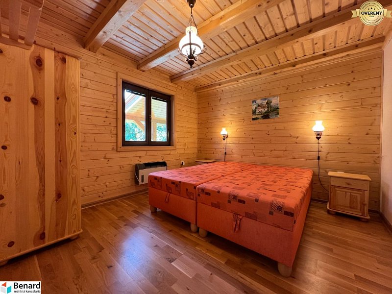 Výnimočná kompletne zariadená chata v Orlove na pozemku 995 m²