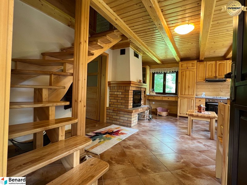 Výnimočná kompletne zariadená chata v Orlove na pozemku 995 m²