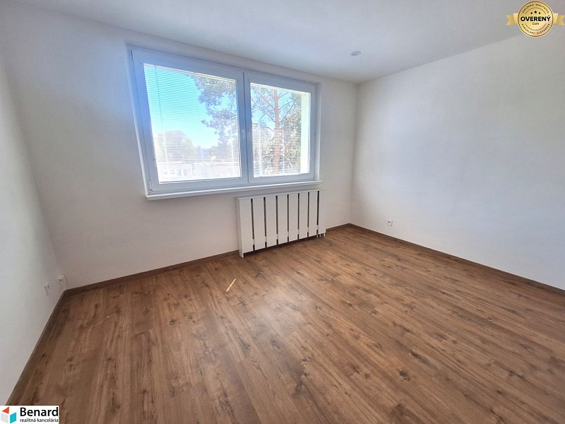 NOVOREKONŠTRUOVANÝ 3 IZBOVÝ BYT, LODŽIA, PREŠOV, ul. PROSTEJOVSKÁ
