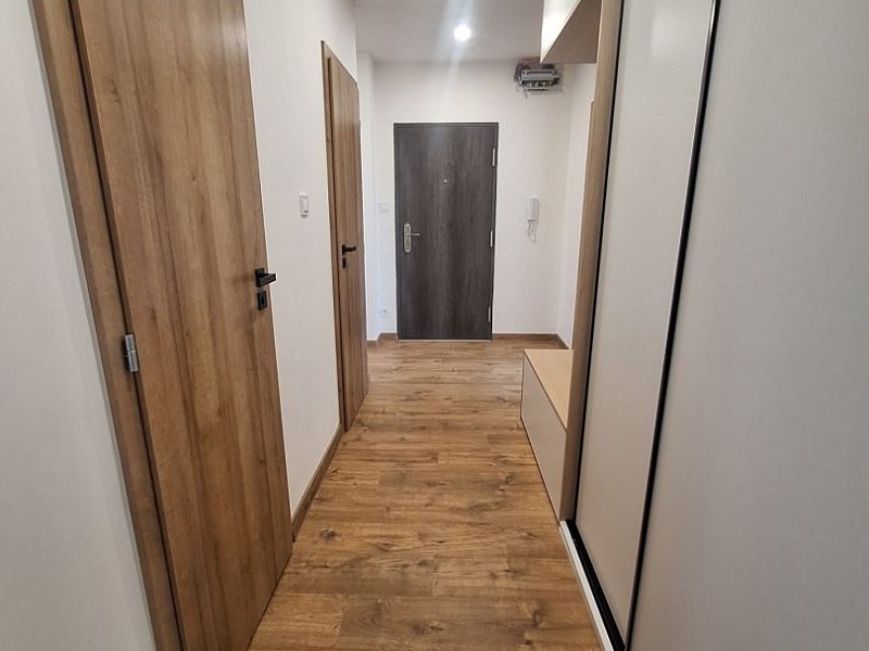 NOVOREKONŠTRUOVANÝ 3 IZBOVÝ BYT, LODŽIA, PREŠOV, ul. PROSTEJOVSKÁ