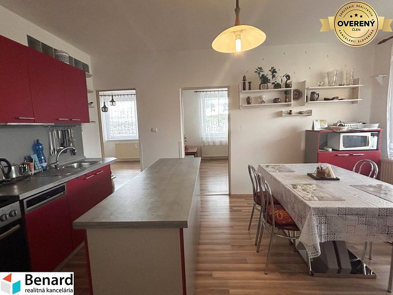NA PREDAJ  3-IZBOVÝ BYT S BALKÓNOM, 72m2,SÍDLISKO 3, PREŠOV