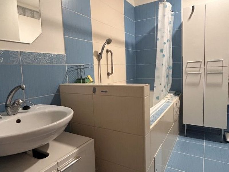 NA PREDAJ  3-IZBOVÝ BYT S BALKÓNOM, 72m2,SÍDLISKO 3, PREŠOV