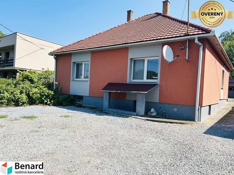 RD NA BÝVANIE AJ PODNIKANIE,1630m2, SABINOVSKÁ Ul., PREŠOV