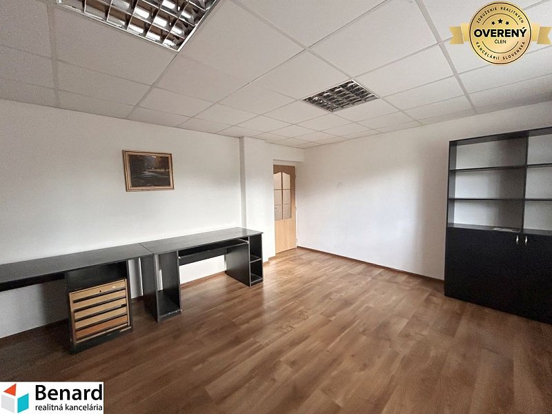 RD NA BÝVANIE AJ PODNIKANIE,1630m2, SABINOVSKÁ Ul., PREŠOV