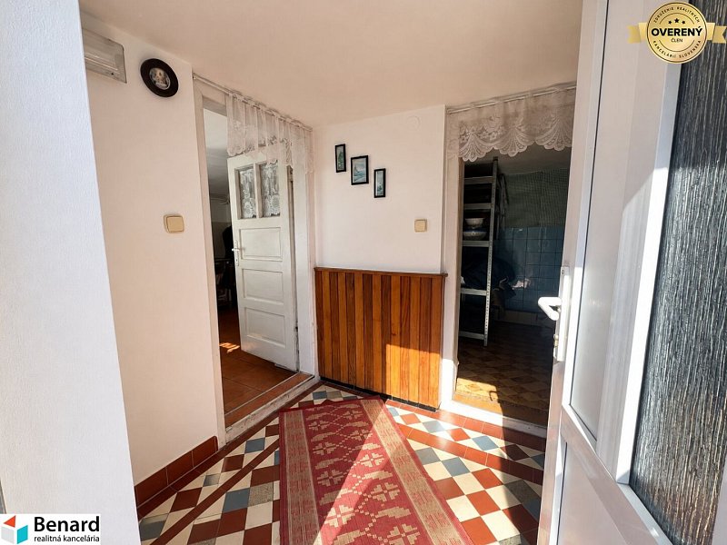 Rodinný dom s veľkým pozemkom | Orlov