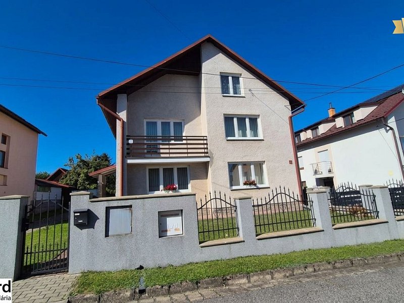 6 IZBOVÝ RODINNÝ DOM, PEKNÁ LOKALITA, PLAVNICA;